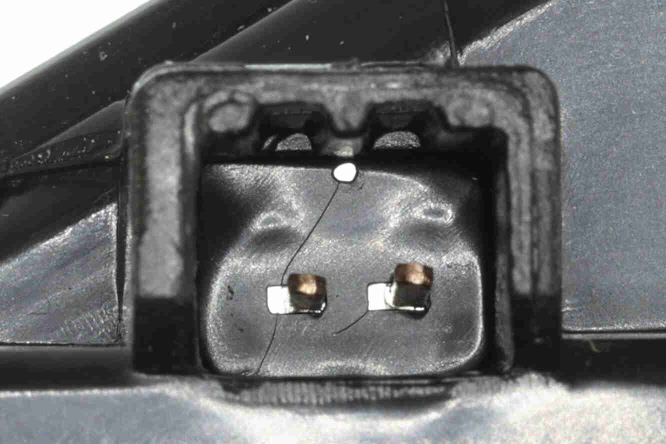 VEMO Blinklygte V10-84-0064 LED foran til højre for AUDI