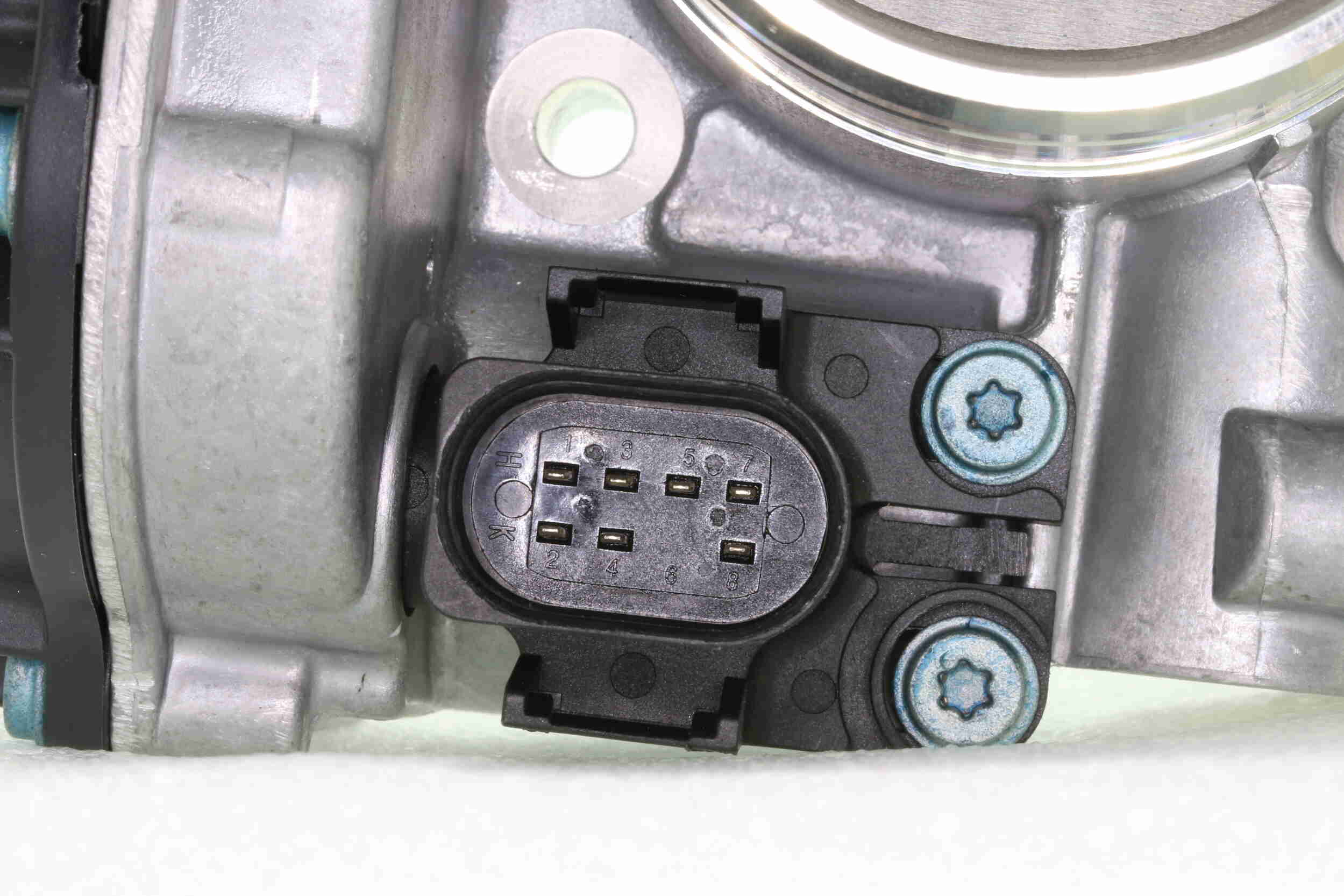 VEMO Gasspjældstuds v10810016 for VAG