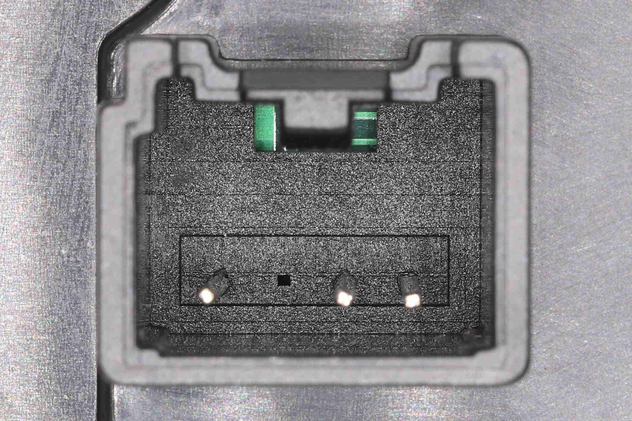 VEMO Kontakt, rudehejs v25730057 i førerside for FORD