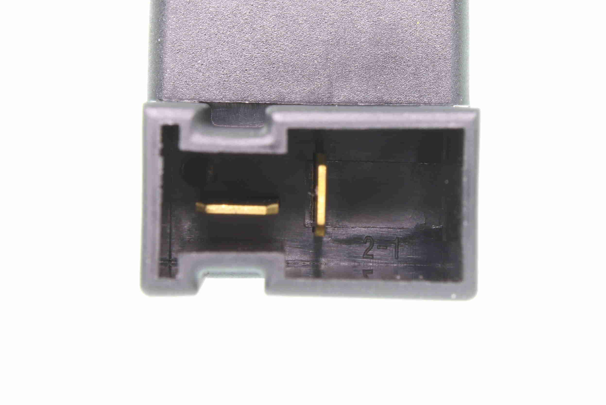 VEMO Kontakt, koblingsbetjening (fartpilot) v53730005 Fodrum for KIA