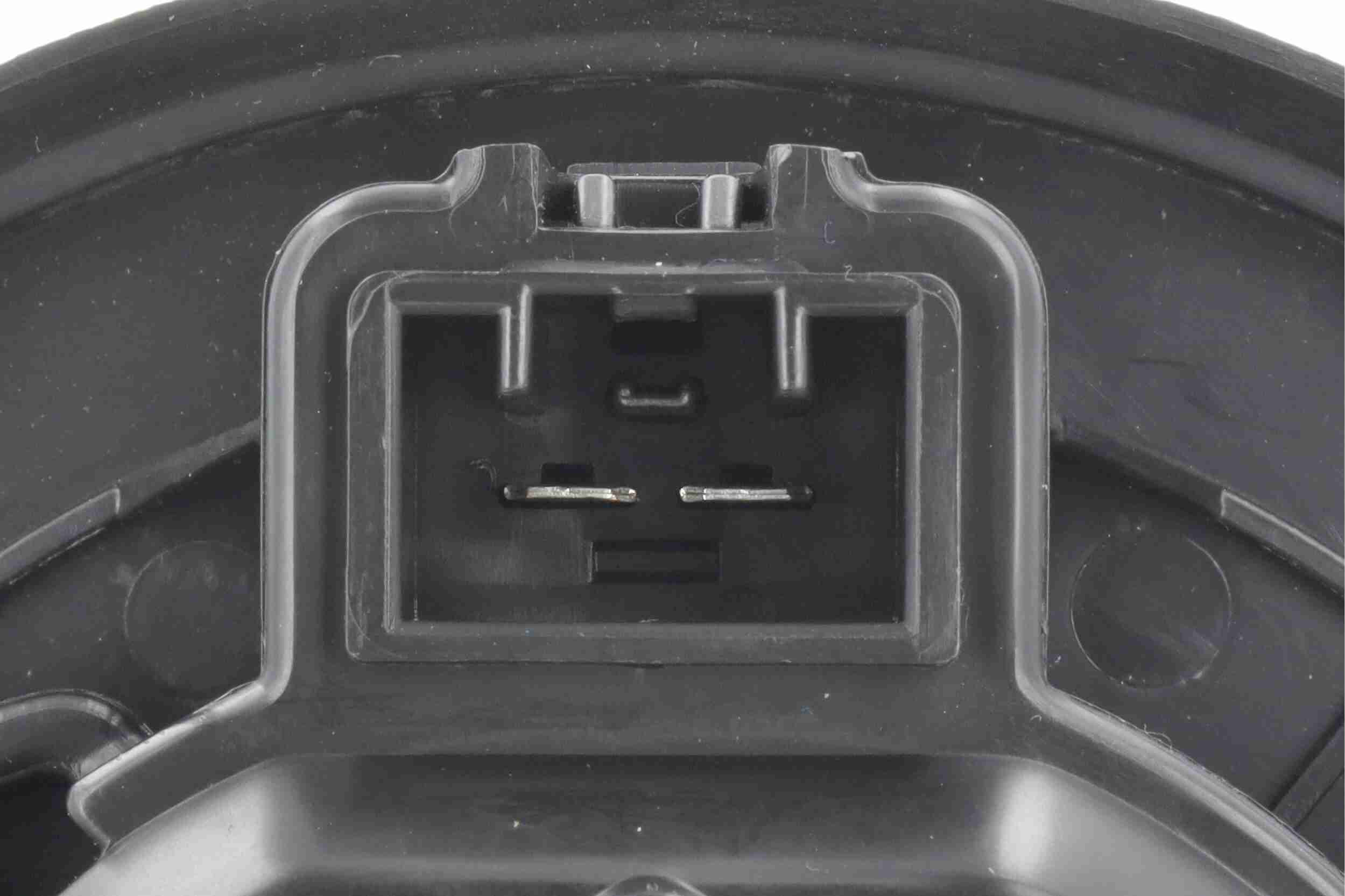 VEMO Kabineblæser V10-03-0008 for VW
